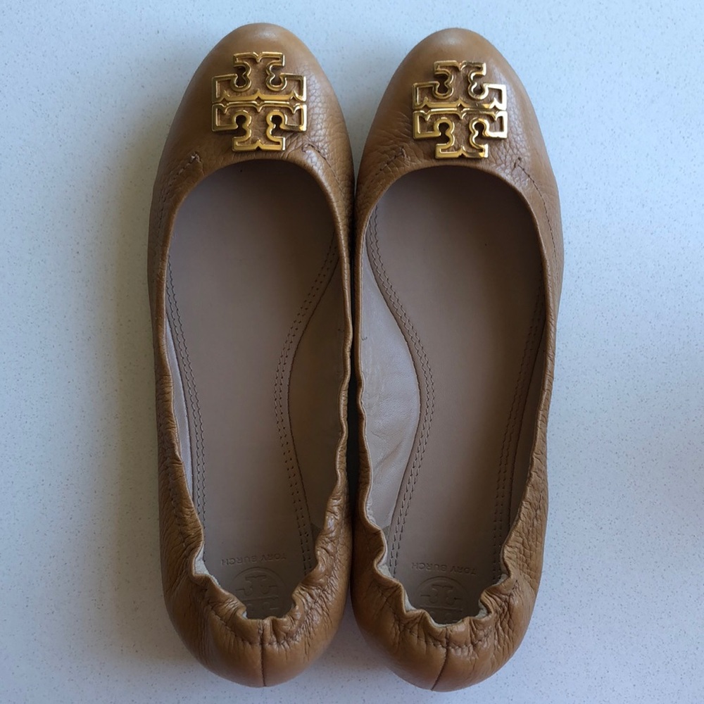 Tan Tory Burch ballet flats